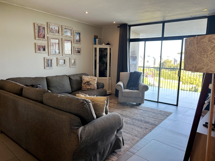 2 Bedroom Property for Sale in Somerset Lakes Western Cape